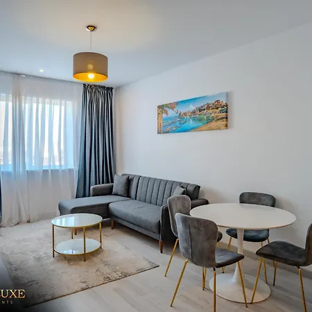 Yamaluxe Apartments - Modern & Spacious With Beautifull View-3